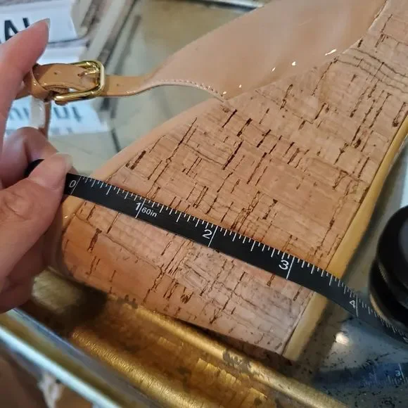 Stuwart Weitzman wedge nude patent - Picture 4 of 12